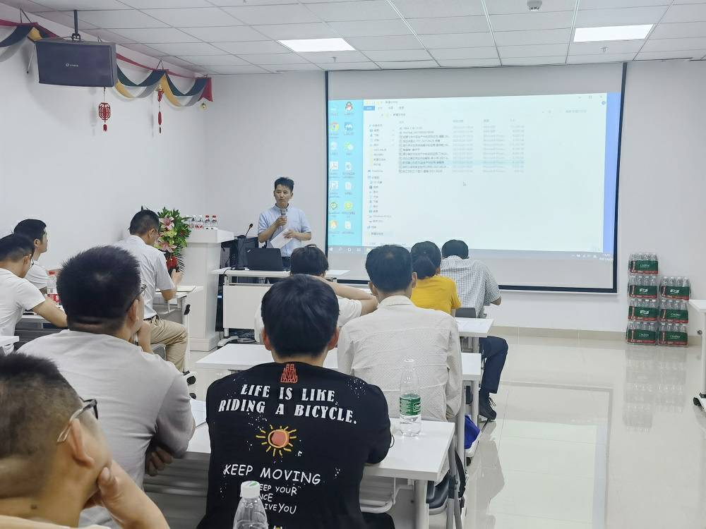 新利官方网站-新利(中国)药业技术交流会 (3) - 副本.jpg